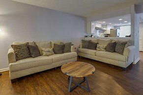 Gainesville Condo w/ Patio, 2 Mi to UF Campus!