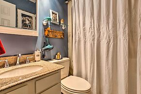 Keowee Keys Home w/ Mountains View & Lake Access!