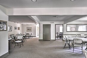 Walk to Beach: Resort-style Hilton Head Condo!