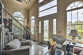 Efficiency Apt: Shared Conference Room, Patio