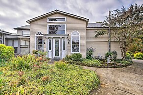 Efficiency Apt: Shared Conference Room, Patio