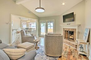 Gilbert Lakefront Retreat w/ Private Dock!