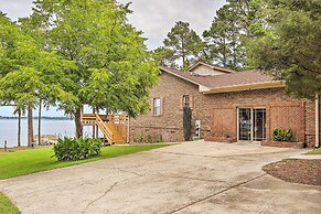 Gilbert Lakefront Retreat w/ Private Dock!