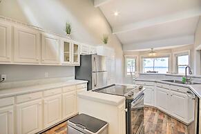 Gilbert Lakefront Retreat w/ Private Dock!