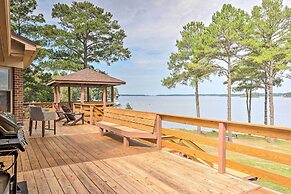 Gilbert Lakefront Retreat w/ Private Dock!