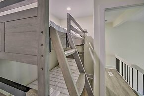 Hilton Head Escape w/ Private Beach Access!