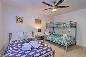 Hilton Head Condo w/ Covered Balcony + Pool Access