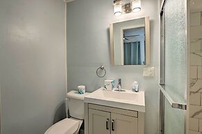 Hilton Head Condo w/ Covered Balcony + Pool Access