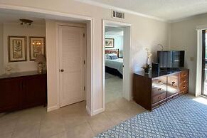 Balcony w/ Tennis Court View: Hilton Head Condo