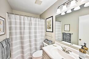 Half-mi to Beach: Hilton Head Condo w/ Lagoon View