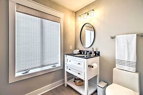 Pet-friendly Villa w/ Balcony in Bluffton!