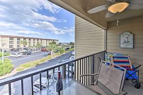 Beach & Pool Access: Hilton Head Condo w/ Balcony