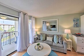 Beach & Pool Access: Hilton Head Condo w/ Balcony
