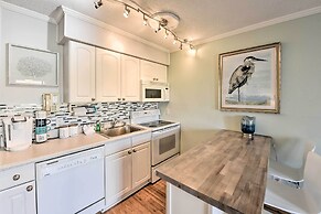 Beach & Pool Access: Hilton Head Condo w/ Balcony