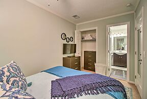 Beach & Pool Access: Hilton Head Condo w/ Balcony