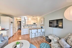 Beach & Pool Access: Hilton Head Condo w/ Balcony