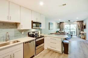 Half-mi to Folly Field Beach: Hilton Head Condo