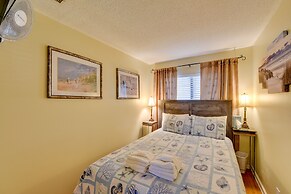 Community Pool & Bikes: Hilton Head Family Condo