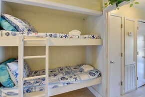 Community Pool & Bikes: Hilton Head Family Condo