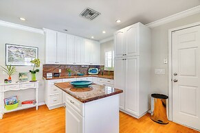 Fort Myers Bungalow - 12 Miles to the Beach!