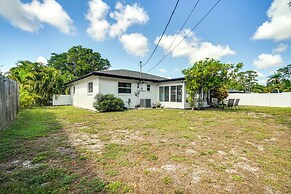 Fort Myers Bungalow - 12 Miles to the Beach!