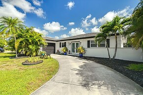 Fort Myers Bungalow - 12 Miles to the Beach!