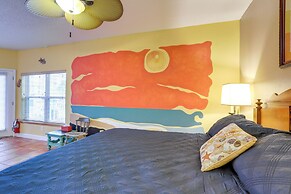 Vibrant Condo - Walk to Indian Rocks Beach!