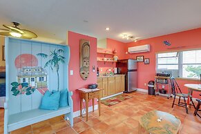 Vibrant Condo - Walk to Indian Rocks Beach!