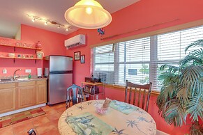 Vibrant Condo - Walk to Indian Rocks Beach!