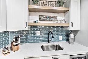 Hilton Head Island Gem w/ Ocean & Pool Views!