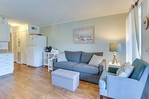 Hilton Head Island Resort Condo - Steps to Beach!