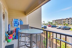 Hilton Head Island Resort Condo - Steps to Beach!