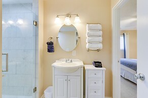 Hilton Head Island Resort Townhome w/ Beach Access