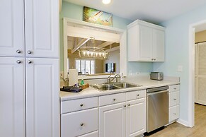 Hilton Head Island Resort Townhome w/ Beach Access