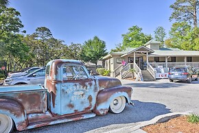 Hilton Head Island Resort Townhome w/ Beach Access