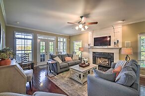 Lake Keowee Escape w/ Dock, Deck & Lake Access!