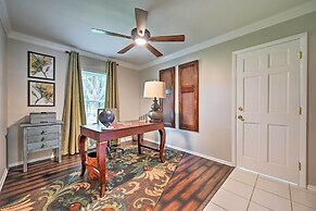 Huge Lutz Family Retreat w/ Game Room & Pool!