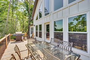 Lake Keowee Getaway: Boat Dock, Deck, Grill!