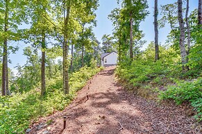Lake Keowee Getaway: Boat Dock, Deck, Grill!