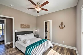 Lake Keowee Getaway: Boat Dock, Deck, Grill!