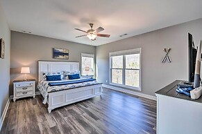 Lake Keowee Getaway: Boat Dock, Deck, Grill!