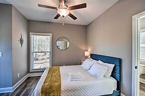 Lake Keowee Getaway: Boat Dock, Deck, Grill!