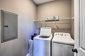 Lake Keowee Getaway: Boat Dock, Deck, Grill!