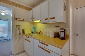 Lanark Village Vacation Rental ~ 8 Mi to Beach!