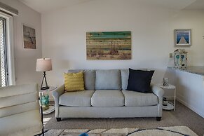 Little River Condo With Balcony & Pool Access!