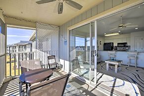 Little River Condo With Balcony & Pool Access!