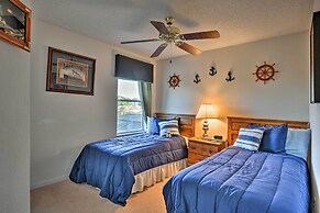 Luxe Terra Verde Villa w/ Theater: 6 Mi to Disney!