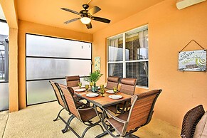 Luxe Terra Verde Villa w/ Theater: 6 Mi to Disney!