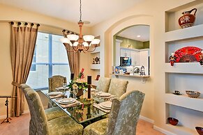 Luxe Terra Verde Villa w/ Theater: 6 Mi to Disney!