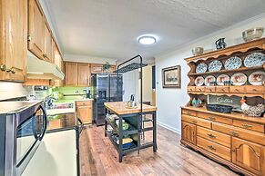 Lovely Taylors Home: 8 Mi to Dtwn Greenville!
